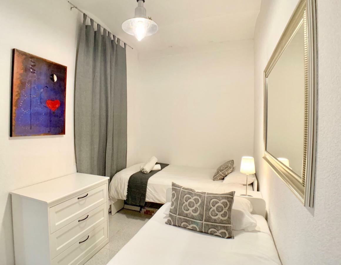 Charm Miro Apartment Barcelona Bagian luar foto