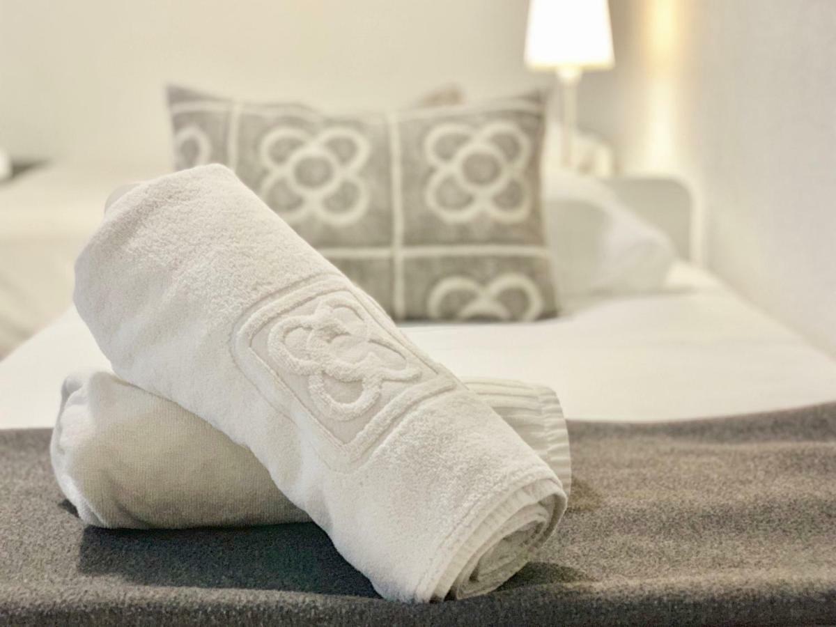 Charm Miro Apartment Barcelona Bagian luar foto