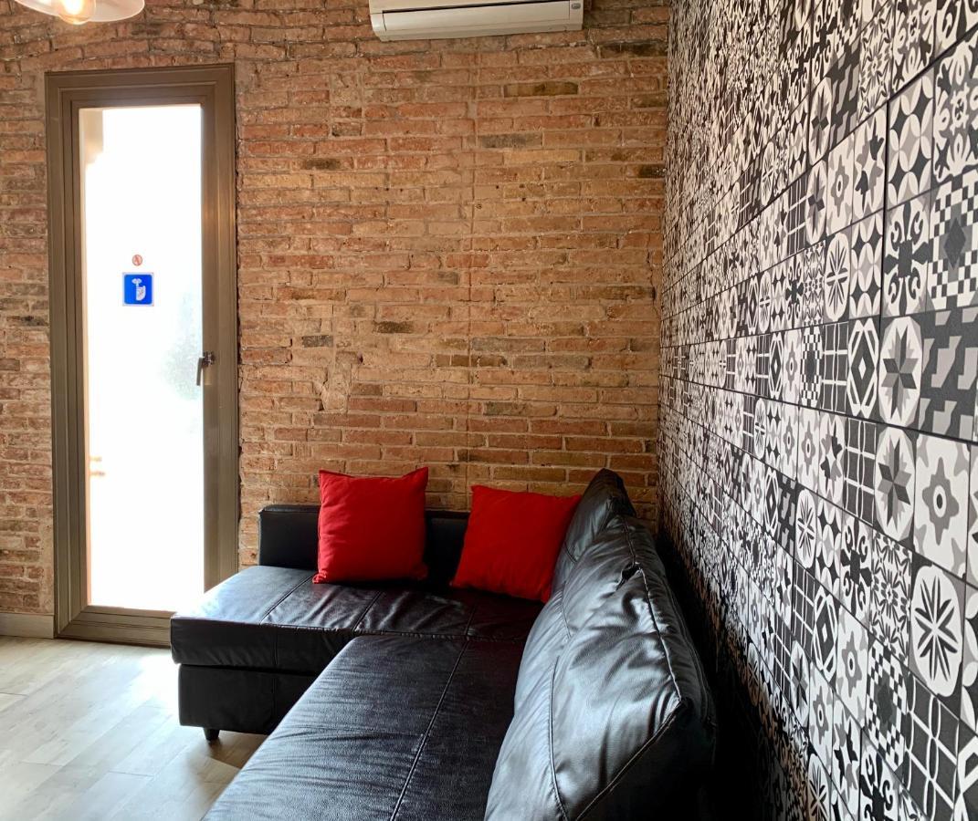 Charm Miro Apartment Barcelona Bagian luar foto